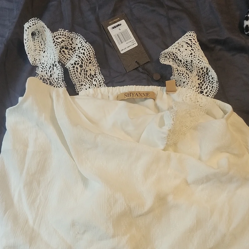 Shyanne Ivory Lace Chemise